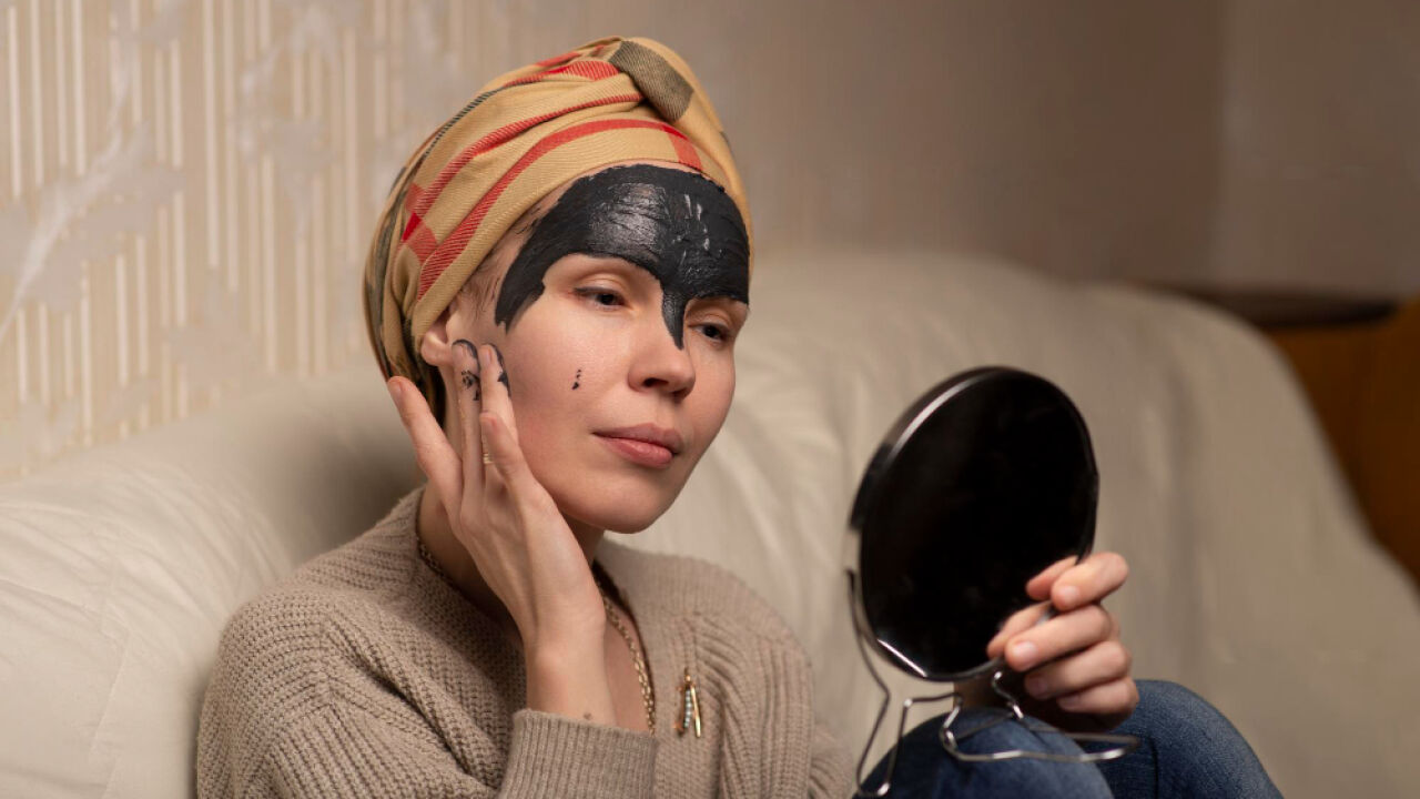 Prawidłowe dbanie o skórę twarzy – jak powinna wyglądać pielęgnacja?